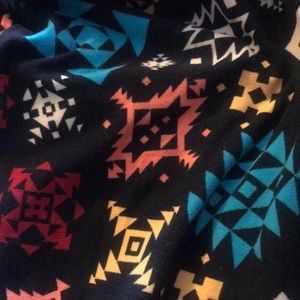 Lularoe brand patterned pants